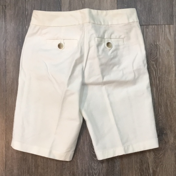 Ann Taylor Factory 0P White Bermuda Shorts - Picture 5 of 5